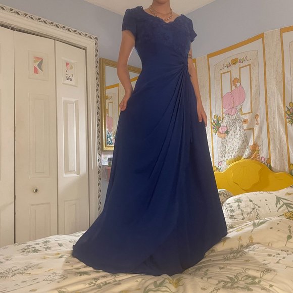 Blue lace greecian bridesmaid formal maxi gown! - Picture 13 of 16